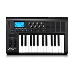 M-Audio Axiom 25 Audiotarvikkeet