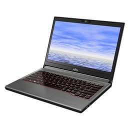 Fujitsu LifeBook E734 13" Core i3 2,4 GHz - SSD 120 GB - 8GB AZERTY - Ranska