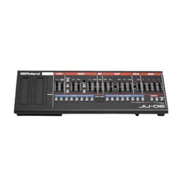 Roland JU-06 Soittimet