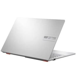 Asus VivoBook Go 15 E1504GA-NJ546W 15" Core i3 3.8 GHz - SSD 512 Gt - 8GB QWERTY - Espanja