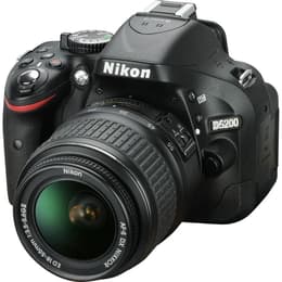 Yksisilmäinen peiliheijastuskamera Nikon D5200