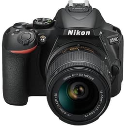 Refleksi D5600 - Musta + Nikon AF-P DX Nikkor 18-55mm f/3.5-5.6 G VR + AF-P DX 70-300mm f/4.5-6.3 G ED VR f/3.5-5.6 + f/4.5-6.3
