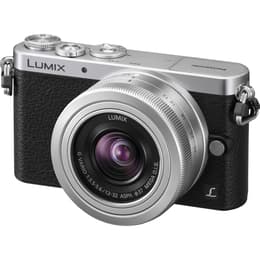 Hybridikamera Lumix DMC-GM1 - Musta/Hopea + Panasonic Lumix G Vario 12-32 mm f/3.5-5.6 MEGA O.I.S f/3.5-5.6