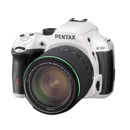 Yksisilmäinen peiliheijastuskamera K-50 - Valkoinen + Pentax DA 18-55mm f/3.5-5.6 AL WR + DA 50mm f/1.8 SMC f/3.5-5.6 + f/18