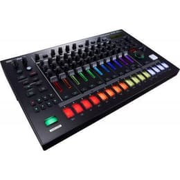 Roland TR-8S Audiotarvikkeet