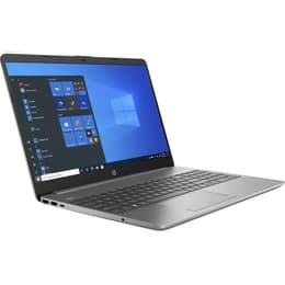 HP 250 G8 15" Core i5 2.4 GHz - 1 TB SSD - 16GB QWERTY - Espanja