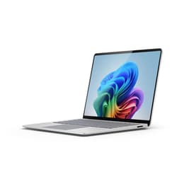 Microsoft Surface Laptop Copilot+ 13" Snapdragon 3.4 GHz - SSD 256 Gt - 16GB QWERTY - Englanti