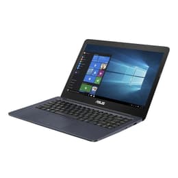Asus VivoBook e402w 14" E2 1.5 GHz - SSD 32 GB - 4GB AZERTY - Ranska