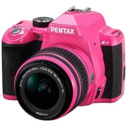 Yksisilmäinen peiliheijastuskamera K-50 - Vaaleanpunainen (pinkki) + Pentax SMC DA 18-55 mm f/3.5-5.6 AL WR + SMC DA 50-200 mm f/4-5.6 ED f/3.5-5.6 + f/4-5.6