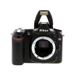 Refleksi D50 - Musta Nikon