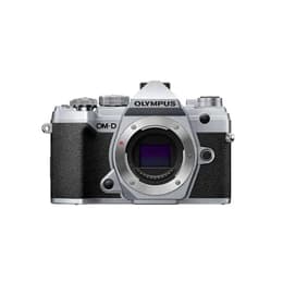 Olympus OM-D E-M1 - Musta/Harmaa + Olympus M.Zuiko ED 14-150mm f/4-5.6