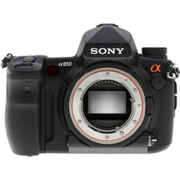 Refleksi Alpha 850 - Musta + Sony 28-75mm f/3.5-4.5 f/3.5-4.5