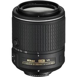Refleksi D3200 - Musta + Nikon AF-S DX Nikkor 55-200mm f/4-5.6G ED VR II f/4-5.6
