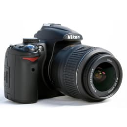 Reflex Nikon D5000 - Musta + Objektiivi Nikon 18-55mm f/3.5-5.6G VR