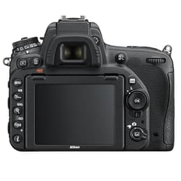 Refleksi D750 - Musta + Nikon