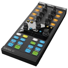 Native Instruments Traktor Kontrol X1 Audiotarvikkeet