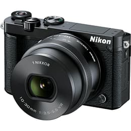 Hybridikamera 1 J5 - Musta + Nikon Nikkor 10-30mm f/3.5-5.6 VR PD-Zoom + Nikkor VR 30-110 mm f/3.8-5.6 f/3.5-5.6 + f/3.8-5.6