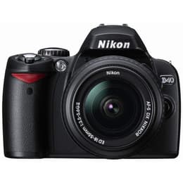 Yksisilmäinen peiliheijastus - Nikon D40 Musta + Objektiivin Nikon AF-S DX Nikkor 27-82.5mm f/3.5-5.6G ED II