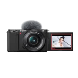 muu Alpha ZV-E10 - Musta + Sony Power Zoom 16-50mm f/3.5-5.6 OSS f/3.5-5.6
