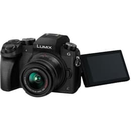 Refleksi Lumix DMC-GH2 - Musta + Panasonic Lumix G Vario 14-45mm f/3.5-5.6 ASPH Mega OIS f/3.5-5.6