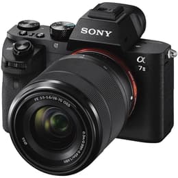 A7 II - Musta + Sony FE 28-70mm f/3.5-5.6 OSS f/3.5-5.6